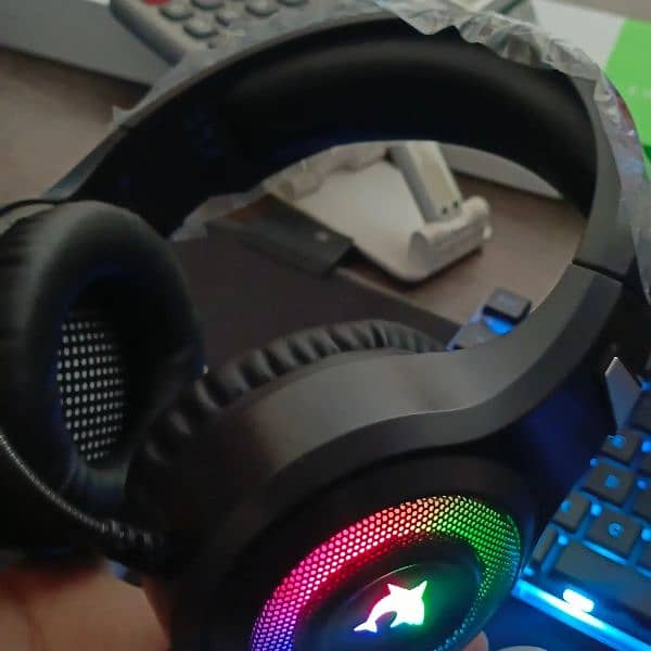 TT Headphone 7.1 usb Gaming Headphone with active noise cancellation 9