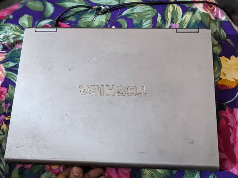 Toshiba TECRA M10 laptop not refurbished original pack 1