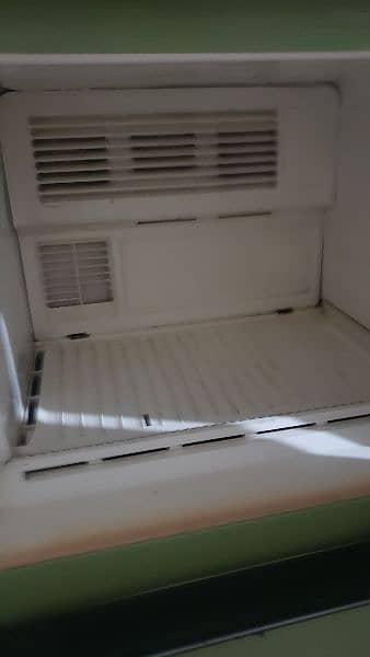 imported  fridge 10/10 condition urgently  sale 3