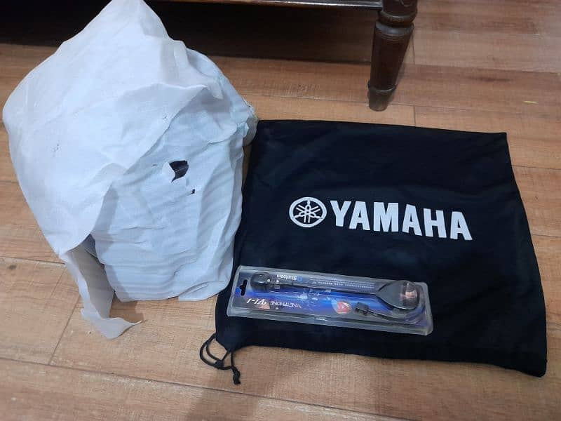 *** imported Yamaha helmet direct from dubai showroom*** 2