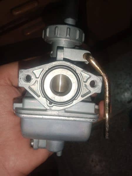 New carburetor and Old carburetor 11