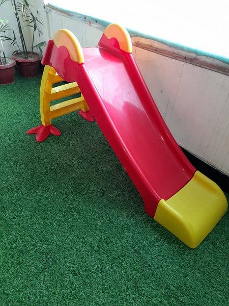 kids slide in brand new condition 2