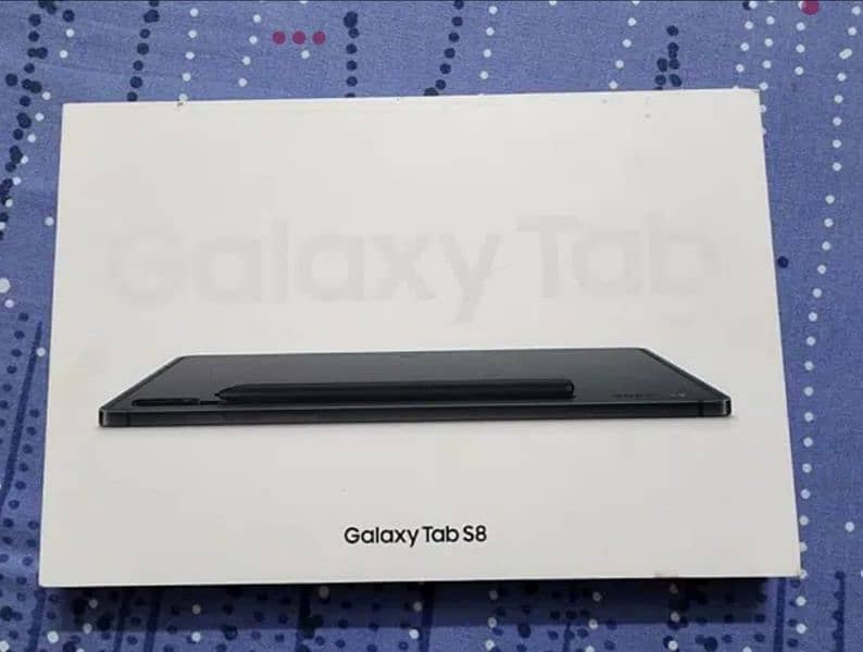 Samsung Tab S8 5G with keyboard 9