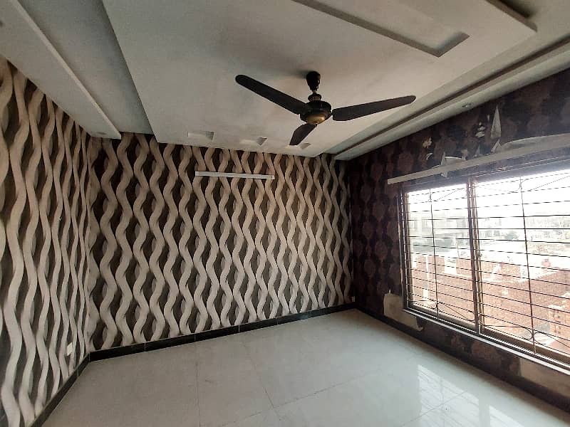 10 Marla Lower Portion For Rent Is Available In Paragon City Lahore 0