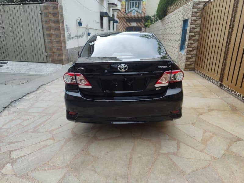 Corolla 2014 Model 100 percent fit condition phone number 03018811536 12