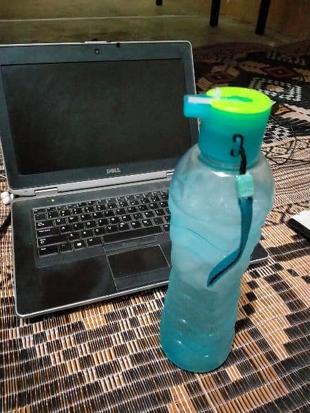 Fresh Water Bottle (HardPlastic) handgrip 3
