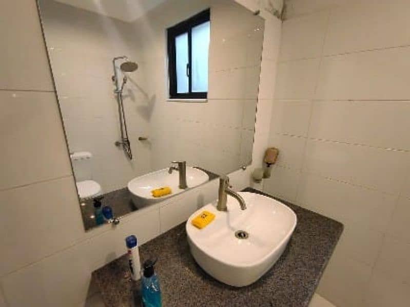 Daily basis short time beautifully furnished 1 BED 7