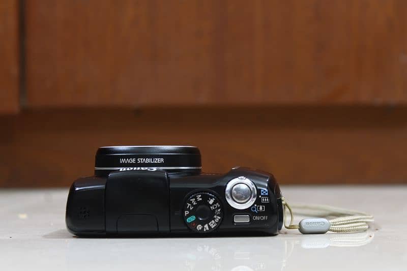Canon PowerShot SX120 IS, 10 Megapixe, best for company usage. 1