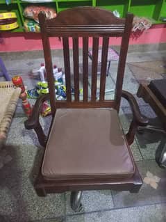 chair wooden 0