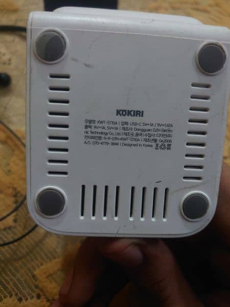 kokiri wireless charger made in Korea. 1