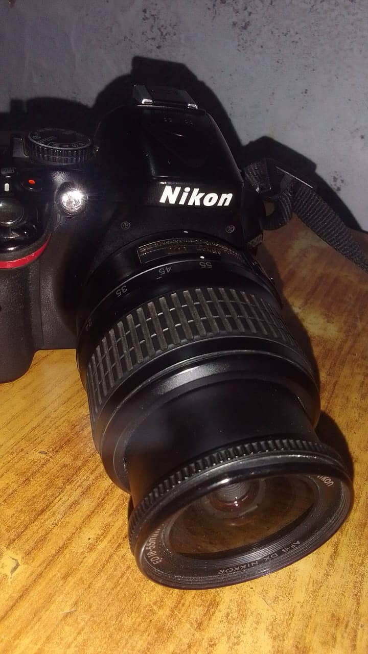 Nikkon D-5200 Camera 6