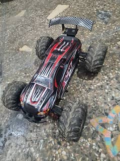 For sale 
Xlf x03 Brand new condition with box nd 120 ampere brushless