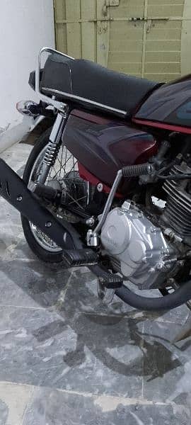 good condition Honda 125 are sell arjnt 14