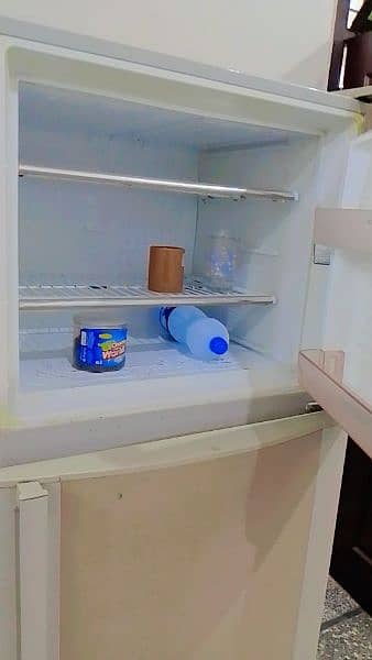 Dawlance Refrigerator in 10/10 condition 0