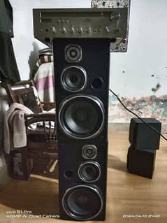 Akai orignal Amplifier with Kenwood Branded 08 inches speakers