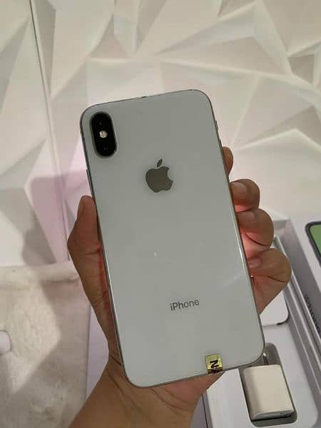 iphone x with complete box 0340-6950368 whatsapp number 2
