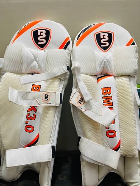 Bs Cricket pads 1