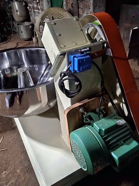 Flour Mixer /Dough mixture/ Atta mixture machine 10/20/40/60/100 kg 5