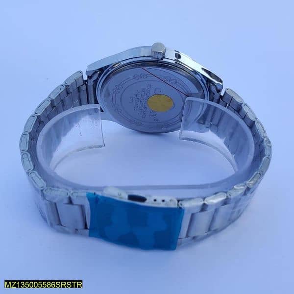 new design watch 03001400648 wathsapp 2
