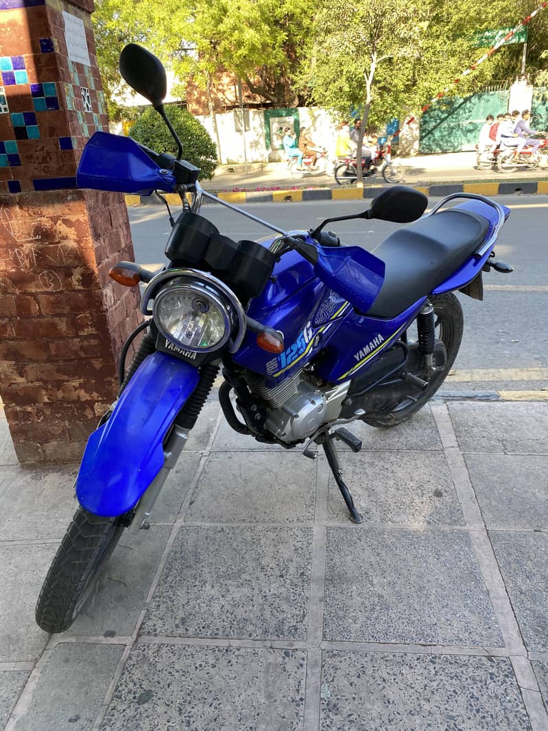 Yamaha YBR 125G Blue 1