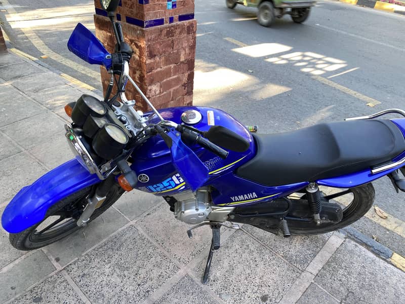 Yamaha YBR 125G Blue 2