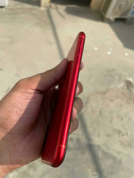 iPhone XR Red Colour 128gb Non pta 3