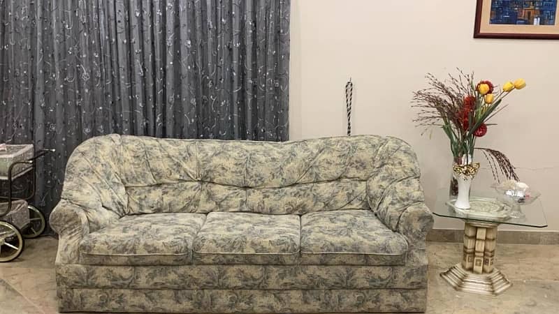 8 seater sofa set in American velvet fabric for sale 2