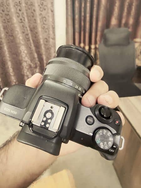 Canon M50 + 15-45mm  Kit Lense COMPLETE STUDIO SETUP -Read Description 2
