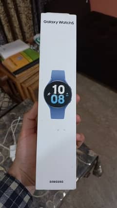 Samsung Smart Watch 5 - (44mm)
