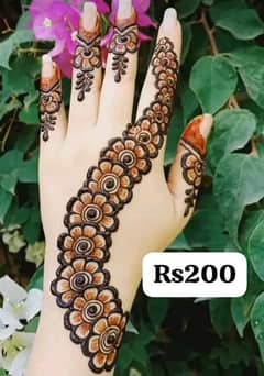 offer Eid ND bridal mhendi artist nd beautition available 03303532914