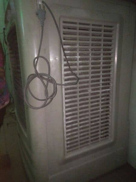 full size air cooler for urgent sale same like a new 1