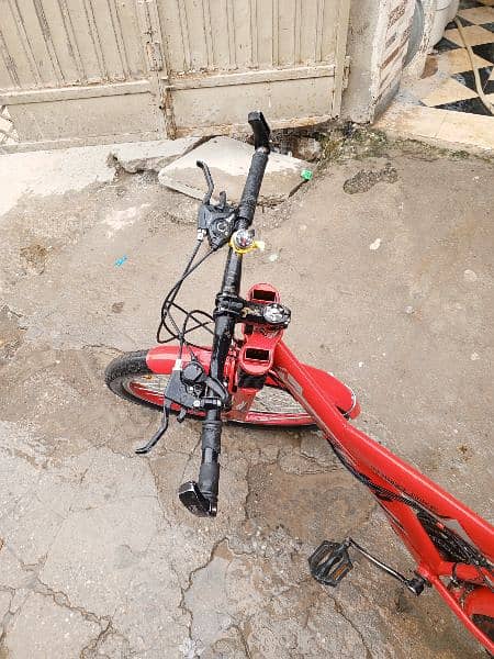I am selling for cycle from wahcantt saddat colony 3
