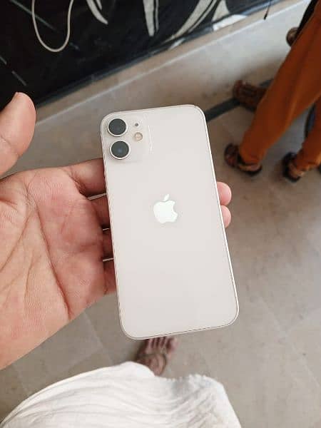 I phone 12 mini 128gb non pta esim time pra hai 4