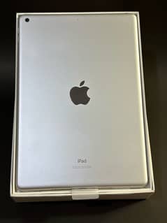 IPad 9th gen like Brand New one month apple official warranty 10.5”