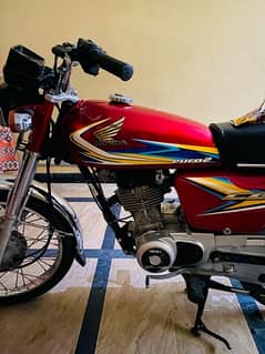 125 honda very good condition just like new