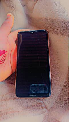 huawei phone 3.64 memory with box . halka sa glass crack but on issue 0