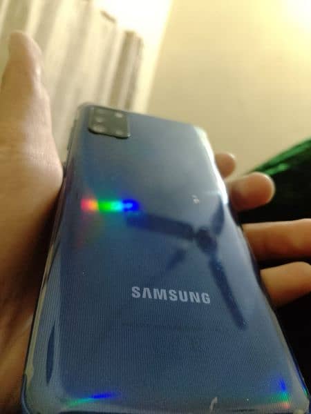 Samsung Galaxy A31 6