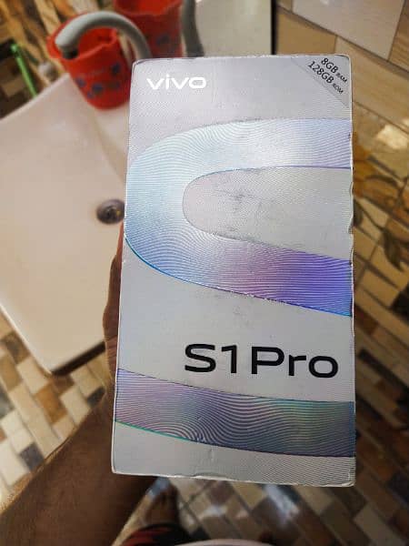 vivo s1 pro 8/128 with box charger 3