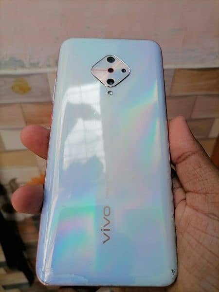 vivo s1 pro 8/128 with box charger 4