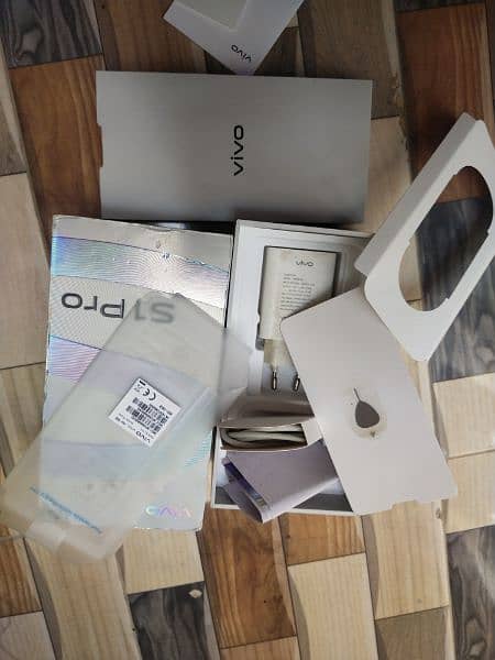 vivo s1 pro 8/128 with box charger 13