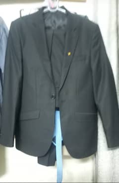 3PC suit without shirt for sale 8k only Purcahse at Turky d