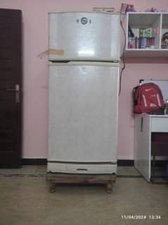 PEL Refrigerator in blended grey color. Excellent summer breaker!