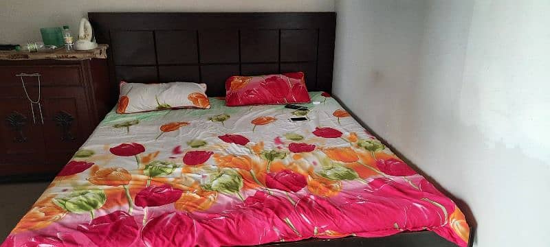bed with metres, bed size, and a metres size queen 1