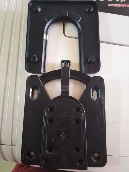 HP Quick Release Bracket for Wall Mounting 2