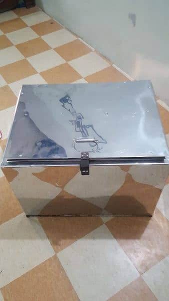 Stainless Steel Ice Box 1