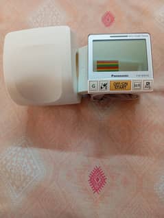 Panasonic EW30 wrist height sensor blood pressure monitor