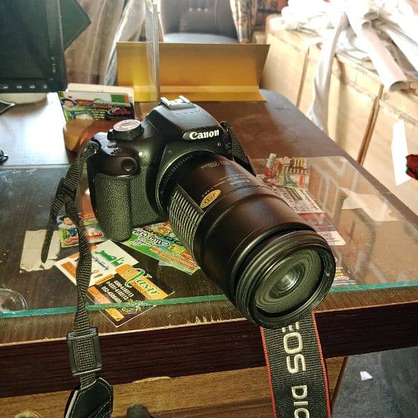 Canon 1200D outdoor lens with good bettery health high quality resolut 1