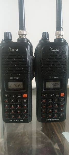 Walkei Talkei ICom IC V82 Made in Japan 11