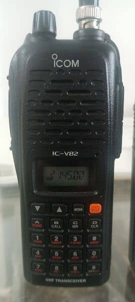 Walkei Talkei ICom IC V82 Made in Japan 15