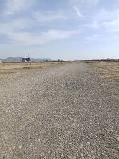 Major Road 5 Marla Plot Available For Sale In R Block